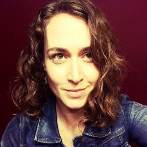 Amy Lewis (@commsNinja)